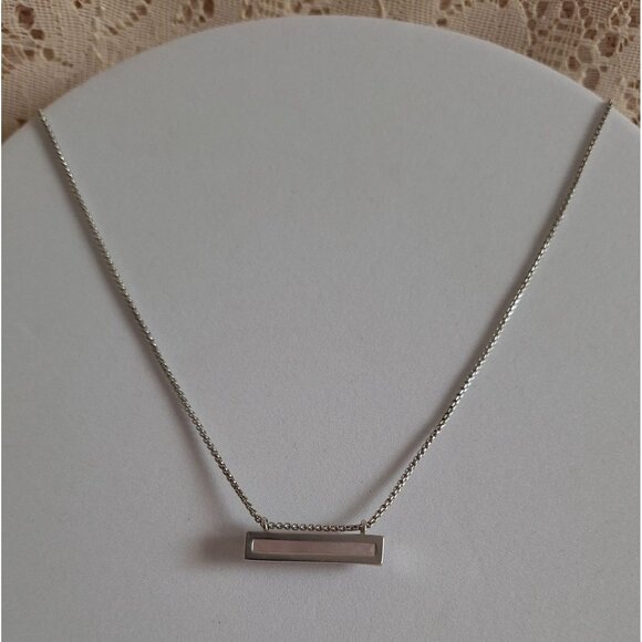 EUC Kendra Scott Leanor Necklace Silver With Rose Quartz Pendant - Picture 7 of 10